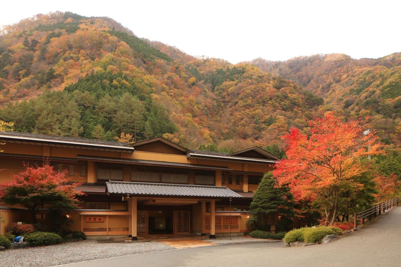 Hotel Nishiyama Onsen Keiunkan Hayakawa Zewnętrze zdjęcie